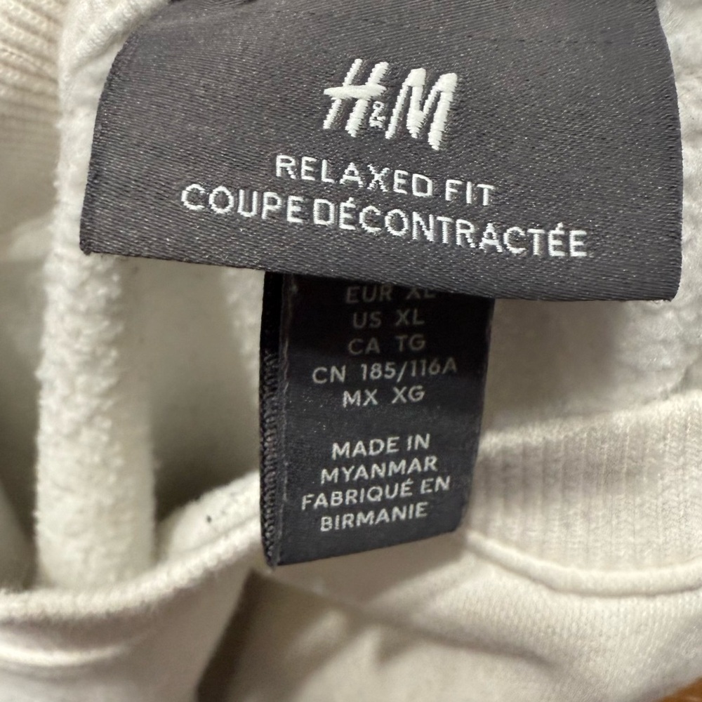 H&M Cream Crewneck Sweatshirt Women’s XL - Picture 5 of 10